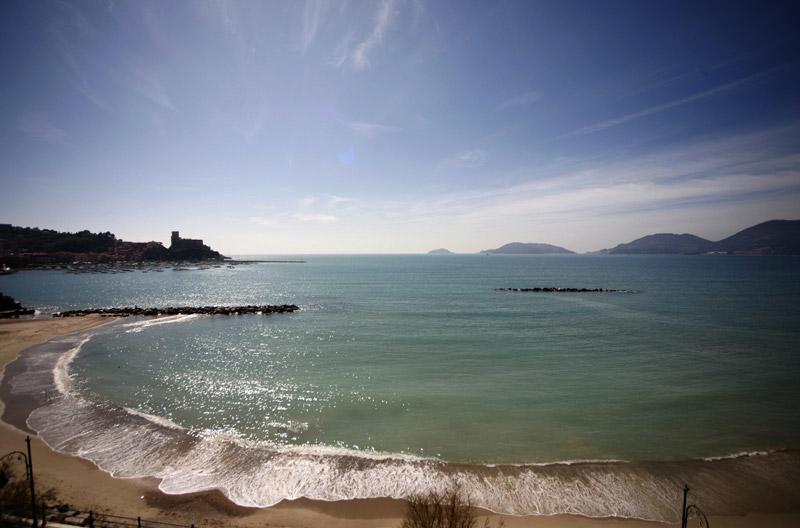 Il Terrazzo Sul Castello Lerici Exterior foto